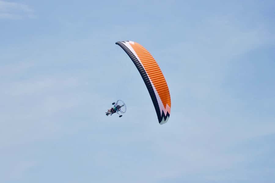 Cartagena: Paratriking Flight from the Beach - Weather Matters: The Only Thing That Can Change Your Schedule