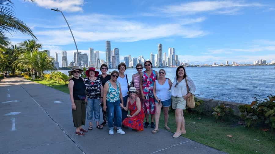 Cartagena: Private City Tour in an Air-Conditioned Vehicle - Key points at a glance