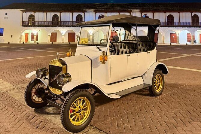 Cartagena Private Classic Car Tour Up to 5+ Bilingual Guide - Price and value: when $159 makes sense