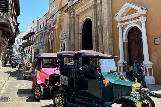 Cartagena Private Classic Car Tour Up to 5+ Bilingual Guide - UNESCO Walled City and the wall-walk viewpoint