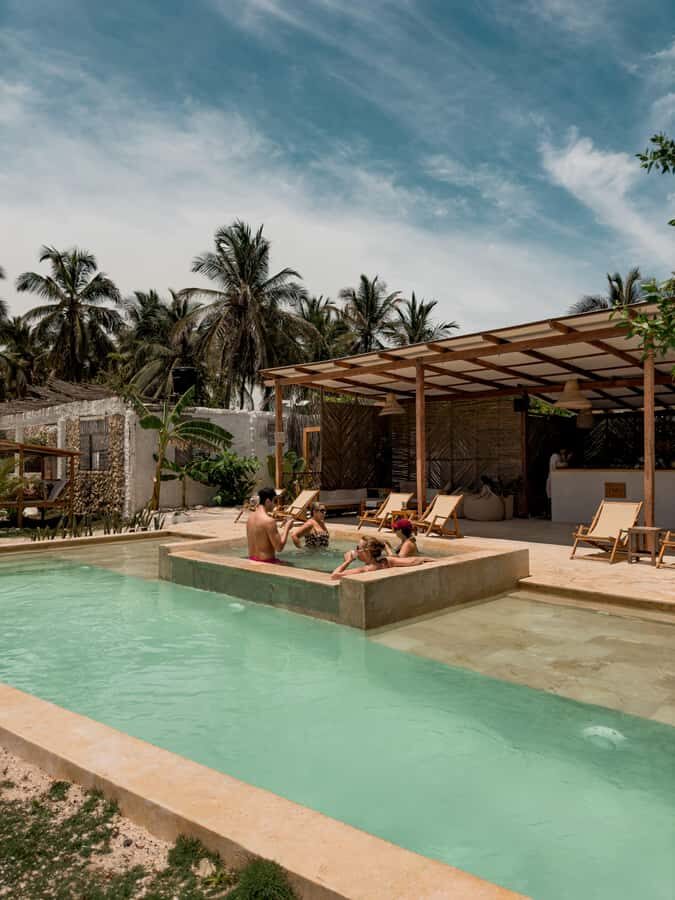 Cartagena: Rosario Islands Day Tour with Snorkel & Lunch - Getting to the boat: Bocagrande’s 7:30am start