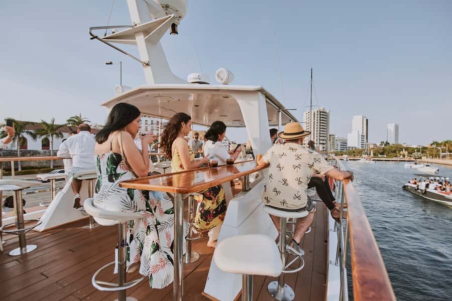 Cartagena: Sunset Cruise with Open Bar - Key things that make this cruise worth your time