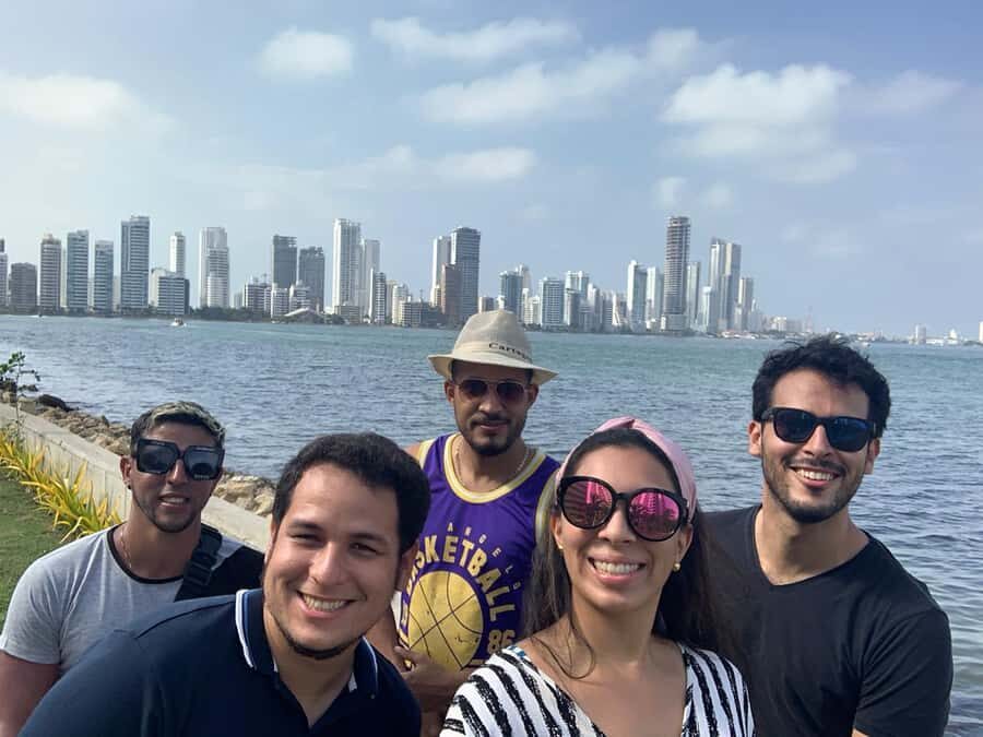 CARTAGENA: The Best CITY TOUR of my Magical City - Cartagena city center and graffiti walk: story on street level