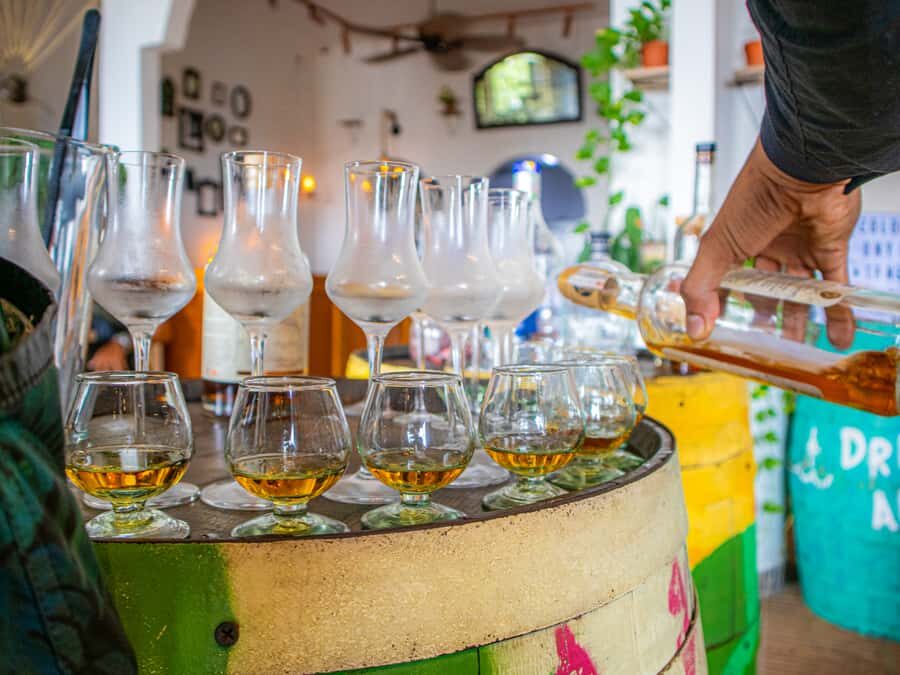 Cartagena: The Legendary Colombian Rum and Chocolate Tasting - The 105 minutes of spirits: what the rum flight actually teaches