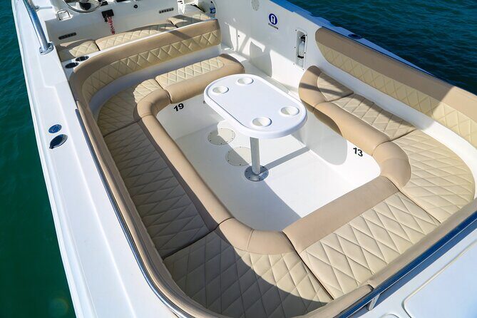 Cartagena to Rosario Islands and Cholon Boat - Cholon Boat Segment: The Party-Pace Break