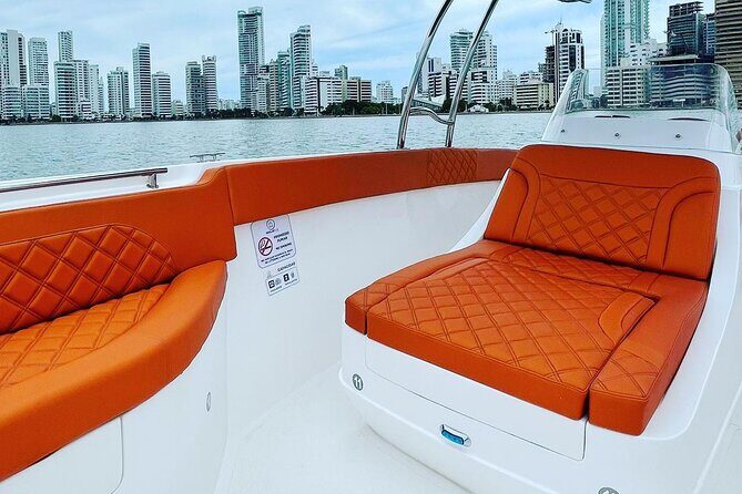 Cartagena to Rosario Islands Luxury Private boat - The 29 ft private boat experience: what you really get for your money