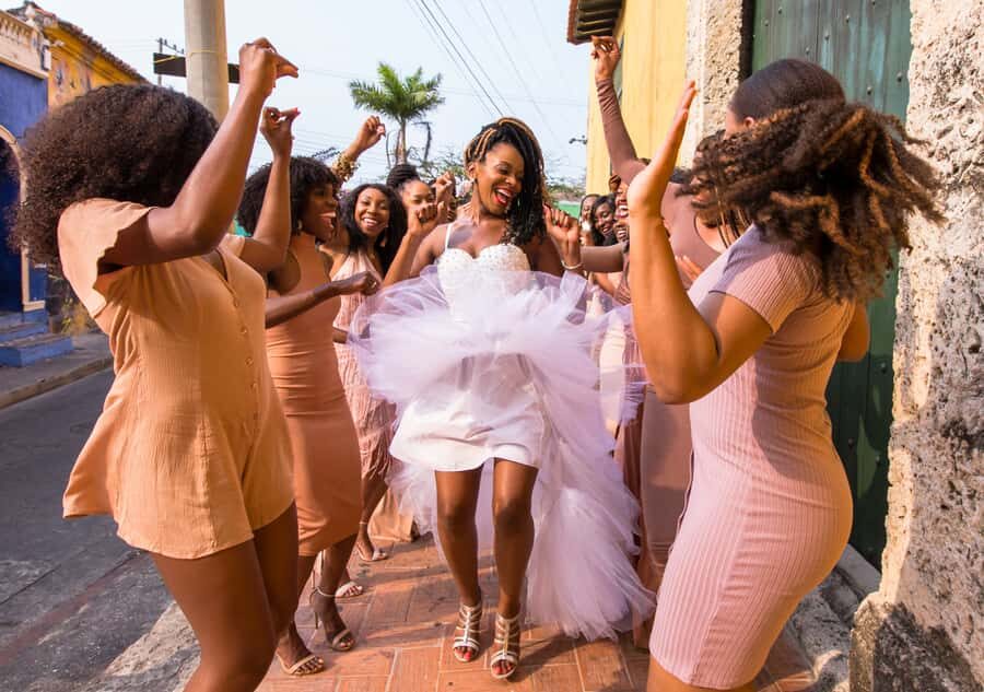 Cartagena Travel Memories: A cover magazine Photo Shoot - Who should book this Cartagena Memory Session