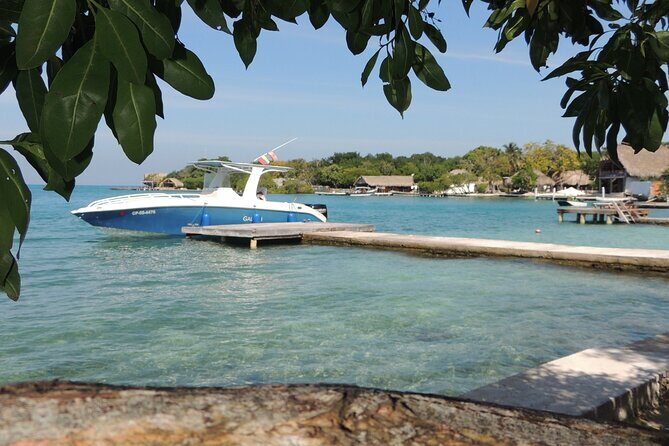 Cartagena VIP Boat Tour: Rosario Islands & Snorkel - The Boat’s History Stop: Short, Useful, Not Overbearing