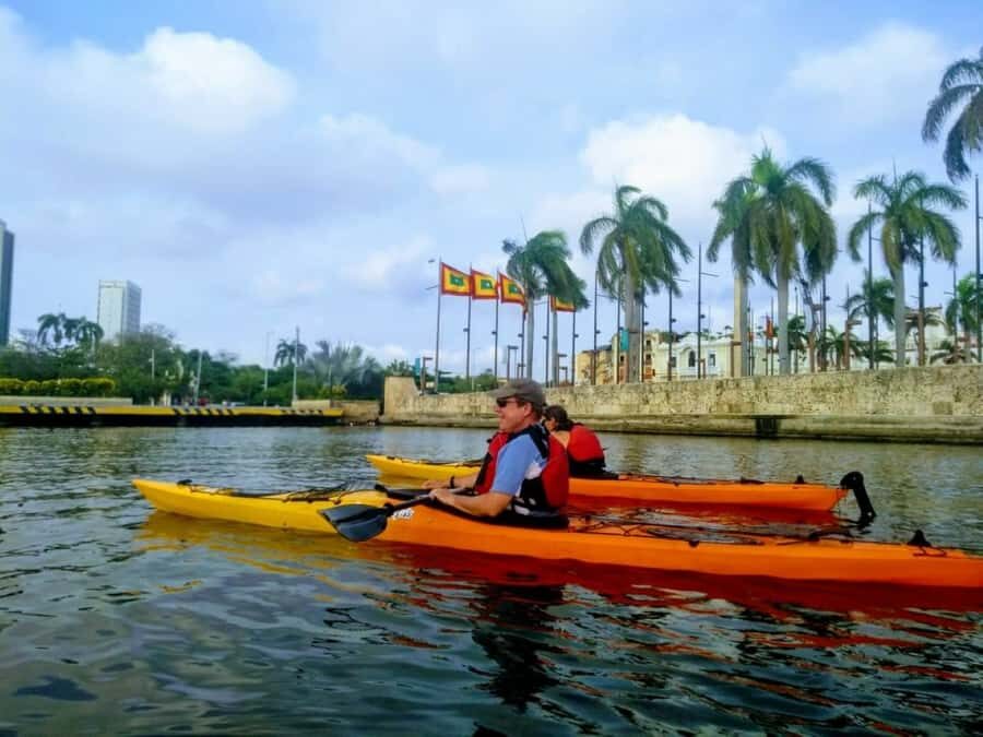 Cartagena: Walled City Kayak Tour - Safety Briefing and Getting Comfortable on Your Kayak