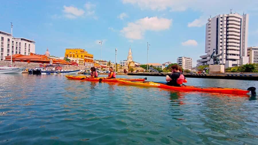 Cartagena: Walled City Kayak Tour - Meeting at Bahia Fuerte del Pastelillo, Manga Side