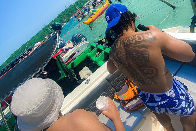 Cartagena : Weekend party in Cholon Island - Key highlights at a glance