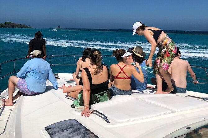 Cholon Boat Party Up 15 People - Weather, timing, and comfort for 8 hours on the Caribbean
