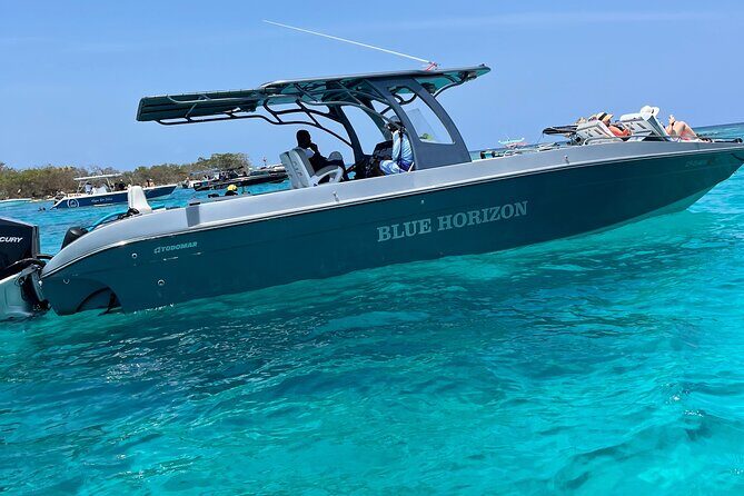 Cholon The party island, with DJ on board - How Good Guides Change the Day (Jesus, William, Adrianno, and More)