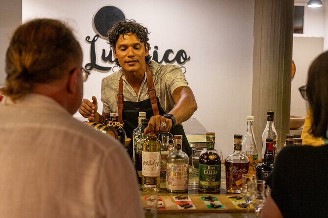 Colombian Cocktail Masterclass - Where you meet in Getsemaní and how the session starts