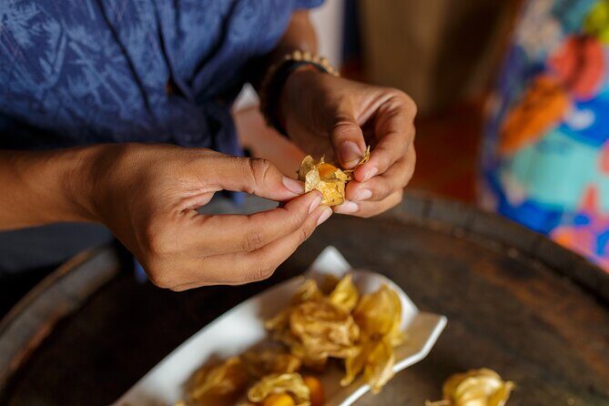 Colombian Fruits and Paila Ice Cream Tasting - Where This Tour Fits in Your Cartagena Day