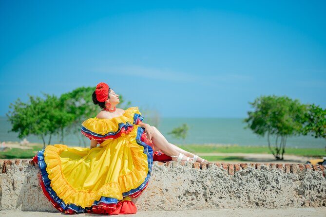 Cultural Photo Experience in Cartagena with Traditional Attire - The 90 minutes: how your Cumbia experience likely flows