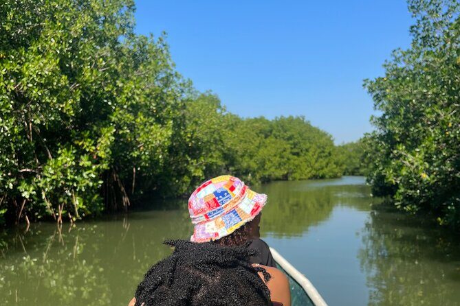 Ecotour Mangrove and Craft Fishing : Nature + Local Community - La Boquilla: the community setting you’re visiting