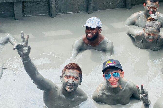 El Totumo mud volcano day tour and eco-friendly hotel - The Cienega del Totumo: fresh-water soak after the mud
