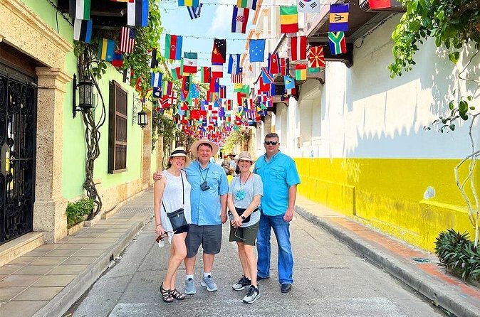 Emerald Experience Private Tour in Cartagena - Price and value: what $80 buys you in real terms