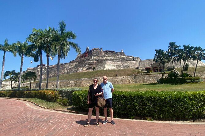 Emerald Experience Private Tour in Cartagena - Stop 1: Castillo de San Felipe de Barajas and the story behind the fortress