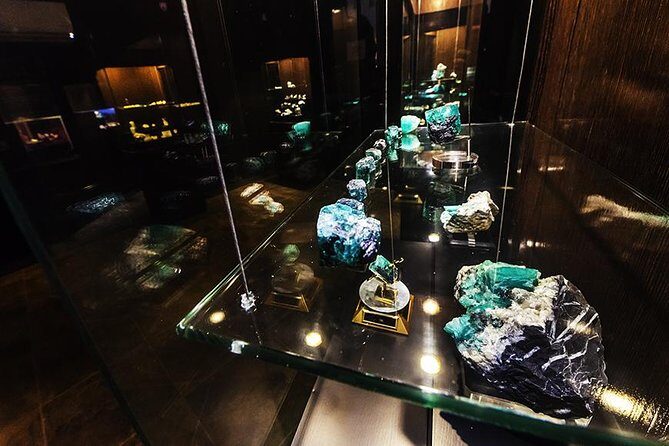 Emerald Lecture - Become an expert - Key highlights worth showing up for