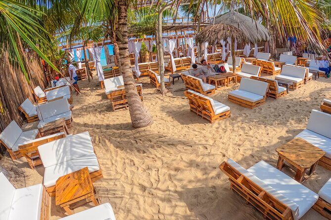 Enjoy In cartagena Playa Blanca + Plankton - A full day in Barú: Beach club time plus a night boat