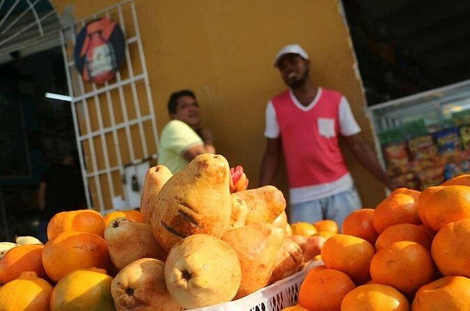 Flavors of Colombia - Cartagena Street Food Tour - Should you book Flavors of Colombia for a Cartagena street food day?