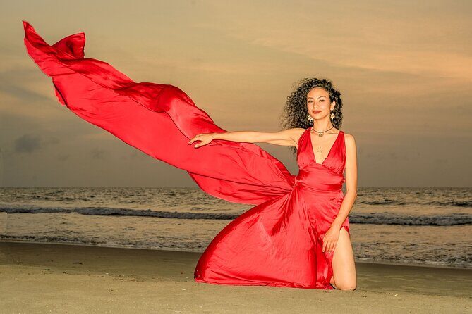 Flying Dress Cartagena - Historic Center or Golden hour or beach - A focused route: Torre del Reloj, Baluarte de Santo Domingo, and Centro Historico