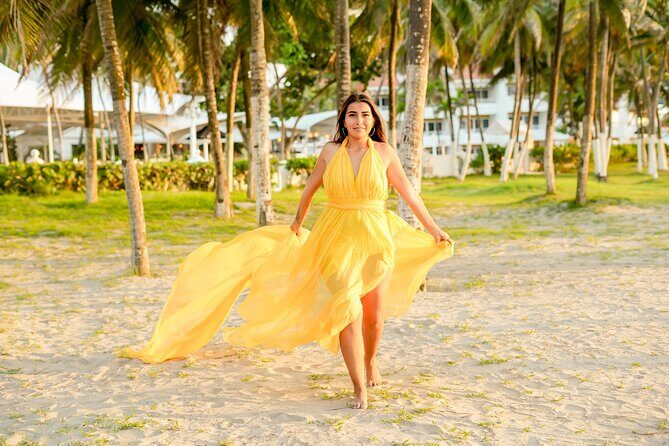 Flying Dress Cartagena - Historic Center or Golden hour or beach - Photo results: 3 digital photos, edited, and a photographer who takes direction