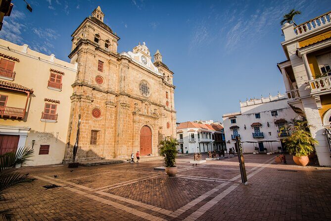 Fortress, Old Town and Shopping in Cartagena (Only for Cruisers ) - Plaza de San Pedro Claver: a human-rights story that matters