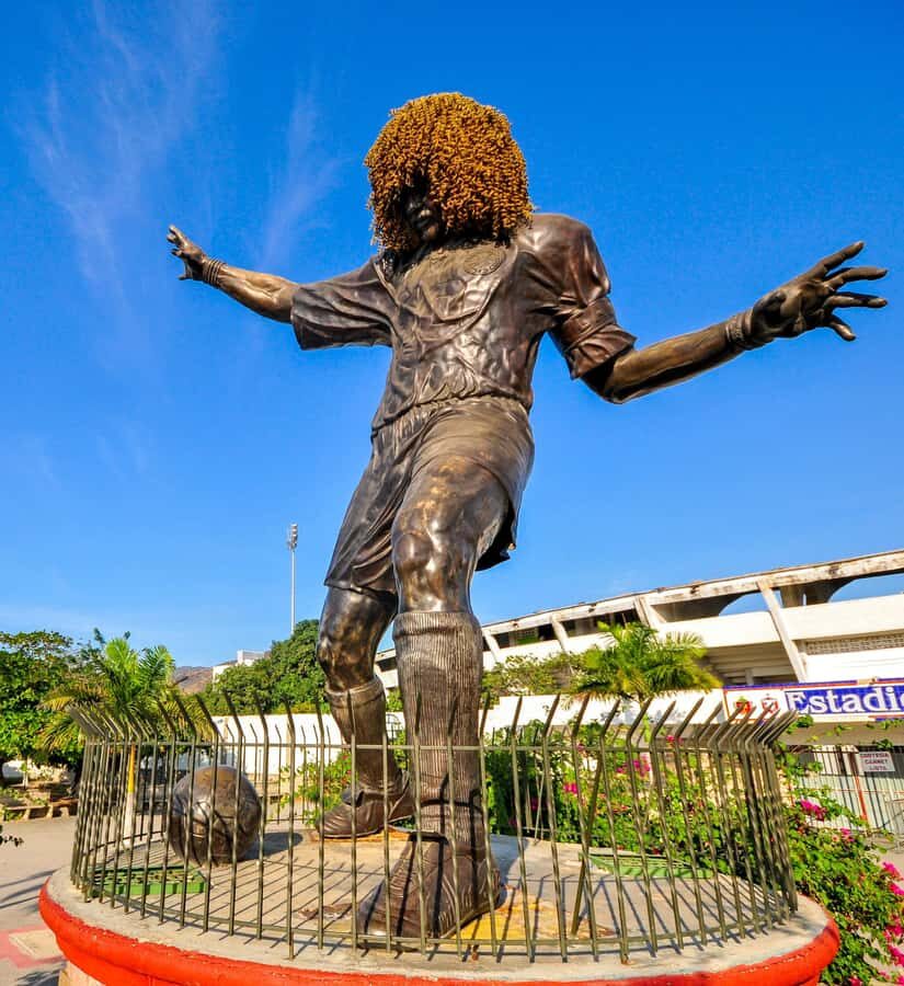 From Cartagena: Barranquilla & Santa Marta Guided City Tour - Shark’s Fin to Pumarejo Bridge: Football Pride Meets the River