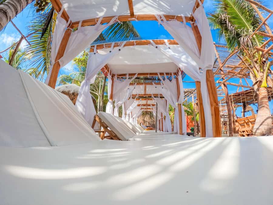 Full day at Isla baru playa blanca in Mambo Beach club - Comfort, Beds, and Bathrooms: The Small Stuff That Can Make or Break the Day