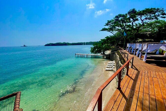 Full Day Experience Islas del Rosario at IBBIZA Beach Club - Small-group reality: up to 20 people, and finding your group fast