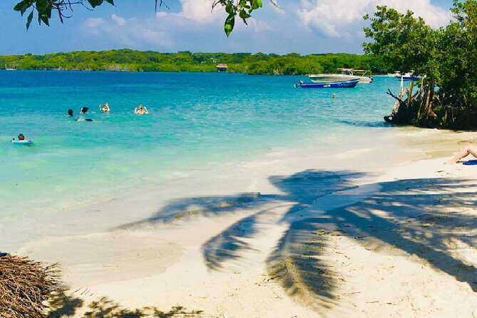 Full Day Rosario Islands Playa Agua Azul Cholon Playa Blanca - Key highlights worth your attention