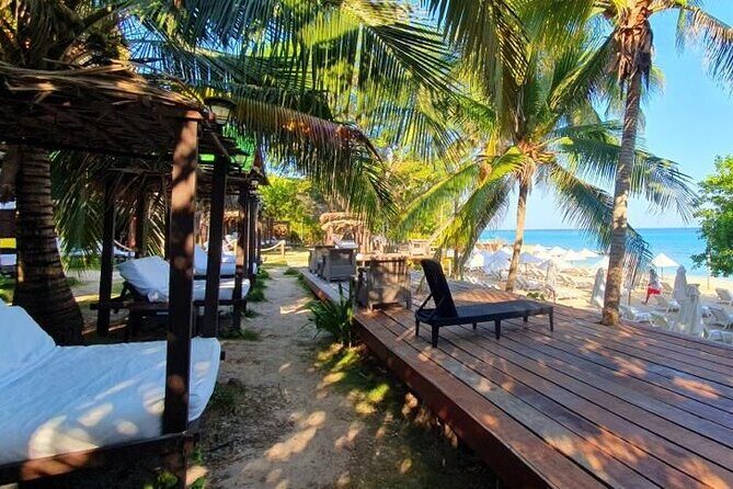 Full-Day Rosario Islands Tour in Cartagena Open Bar - Isla Grande: your main beach base for about four hours