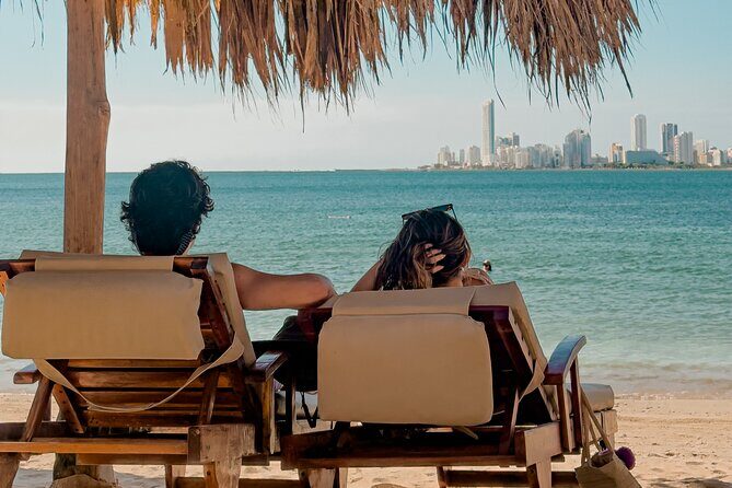 Full day visiting 5 stops 3 Beach Clubs (Rosario, Baru,T Bomba) - Price and Value: What COP 30,000 Lunch Credit Really Means