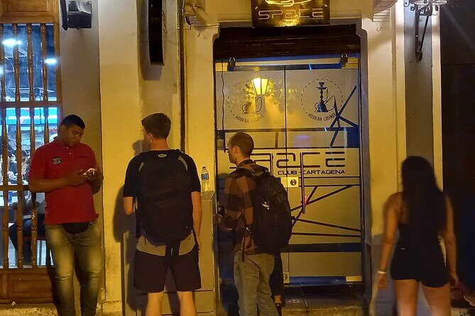 Get the Nightlife vibe in Old City! - Why Old City nightlife feels easier than you think
