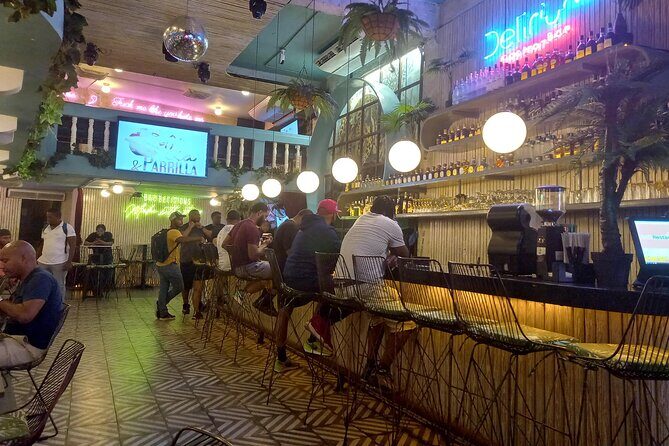 Get the Nightlife vibe in Old City! - The night flow: meeting at Torre del Reloj and walking smarter