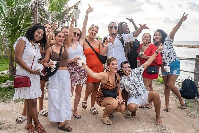 Golden Hours Cartagena : Sunset Boat Ride, Open Bar & Island Party - The downside risk: overbooking and access changes