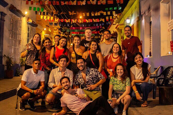 Group Night Experience: Cartagena's Best Pub Crawl all included! - Stop-by-stop: what each venue is like (and where things can wobble)
