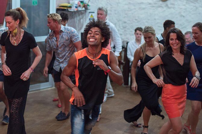 Group Salsa Class in Cartagena, Colombia - Price and value: how $15 buys real confidence