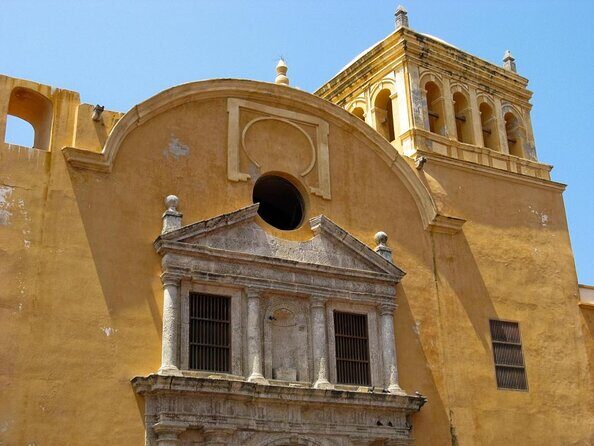 Historic and Movie Bike or Walking Tour - Stop 3: Santo Domingo Monastery, Architecture, and the Marques de Valdehoyos