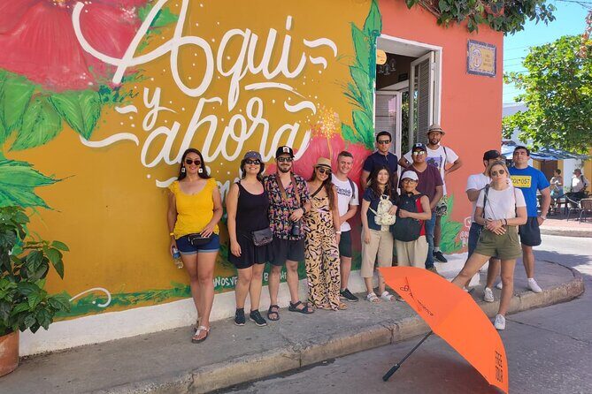 Historic Center & Getsemaní Shared Tour in Cartagena - Camellón de los Mártires to the Clock Tower: The Route Sets the Tone