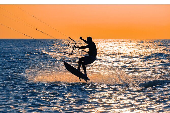 KITESURF Experience - When low wind changes the plan: kiteboarding vs wingfoil