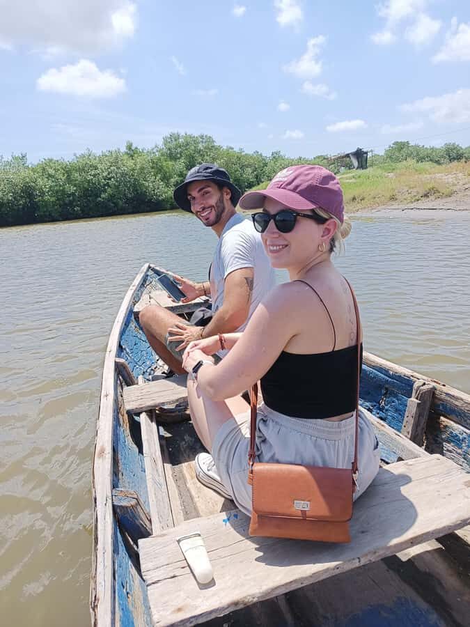 Mangroves, cultural fishing, black heritage town and lunch - From Cartagena to La Boquilla: an easy ride into Afro-Caribbean daily life