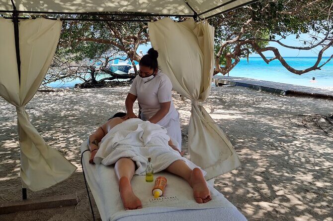 Pao Pao Beach Club Islas del Rosario Full Day Experience - The sun bed included, and why VIP upgrades exist