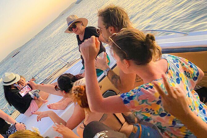 Party Boat in Cartagena Bay with NightClub Ticket - Cartagena Sunset From the Sea: Great Idea, Real-World Constraints