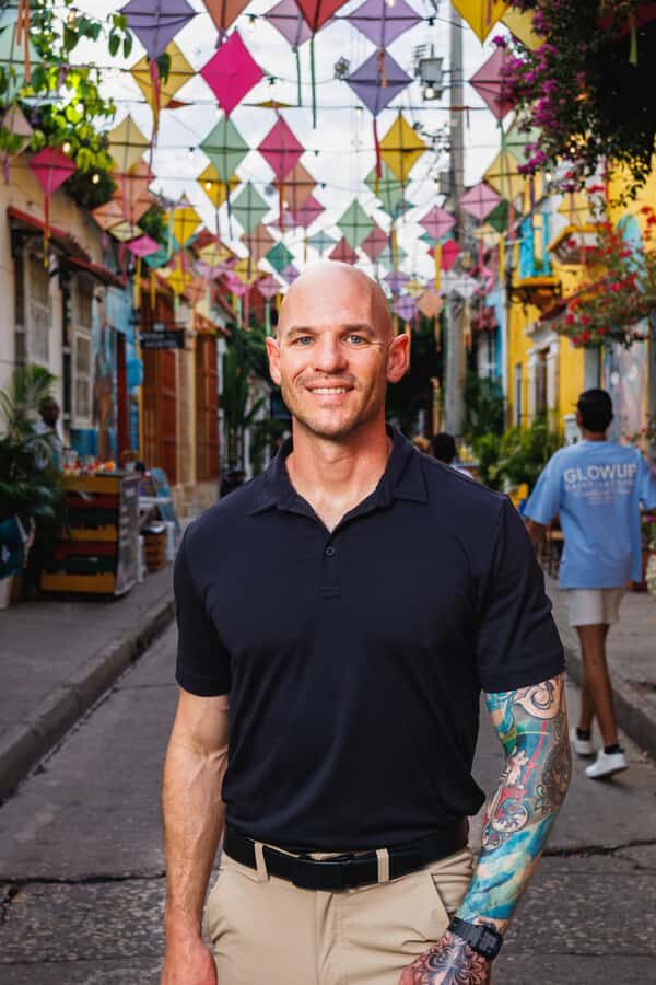 photo session through the streets of cartagena - What You’ll Receive: Online Gallery, Editing, and the 50-Photo Payoff