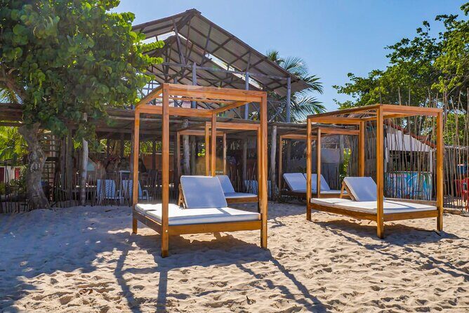 Playa Blanca Baru from Cartagena City Center - Playa Blanca Baru Stop: Admission, Common Areas, and Real Beach Time