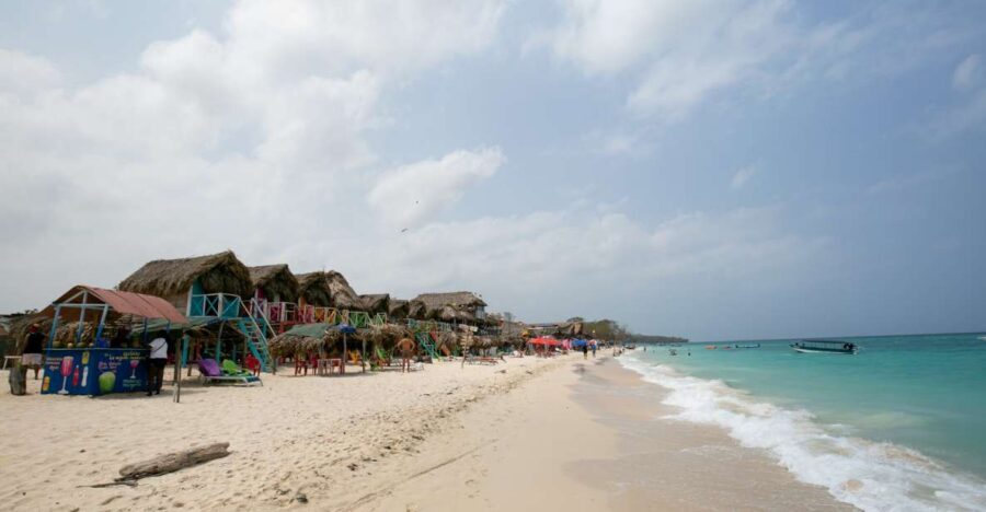 Playa Blanca Full-Day Trip from Cartagena - Manga drive + Mamonal views: why the route is more than just transit